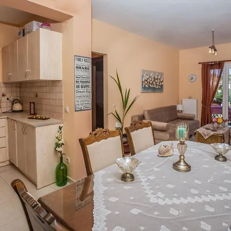 Appartement Alkithea, Cozy With Amazing Sea View *