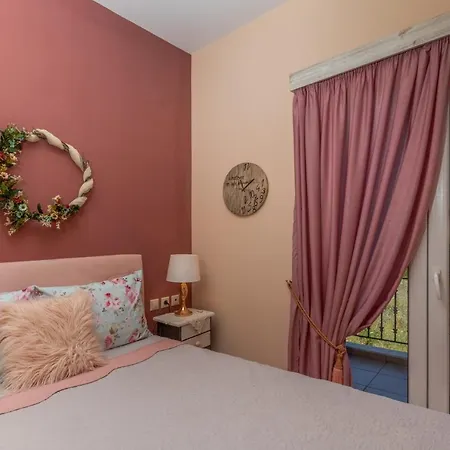 Lejlighed Alkithea, Cozy With Amazing Sea View *