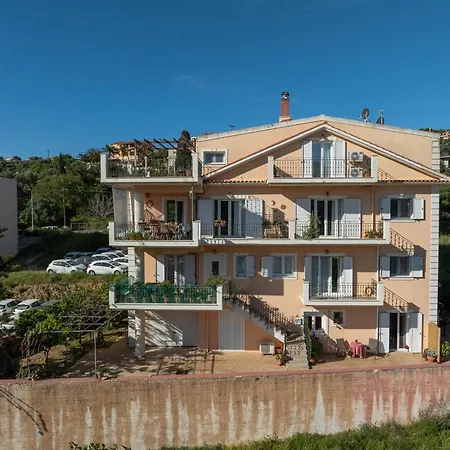 Alkithea, Cozy With Amazing Sea View Lejlighed *