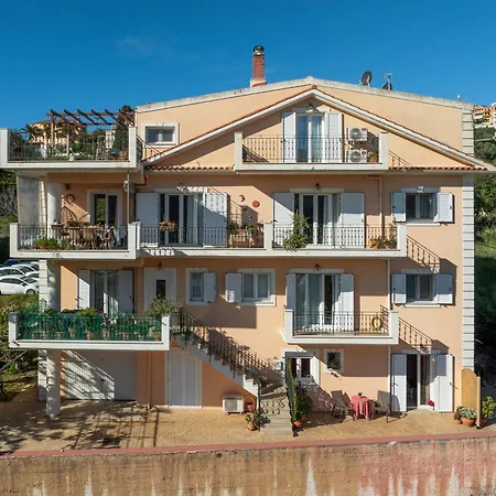 Lejlighed Alkithea, Cozy With Amazing Sea View Argostoli (Kefalonia)
