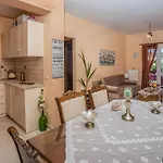 Apartmán Alkithea, Cozy With Amazing Sea View *